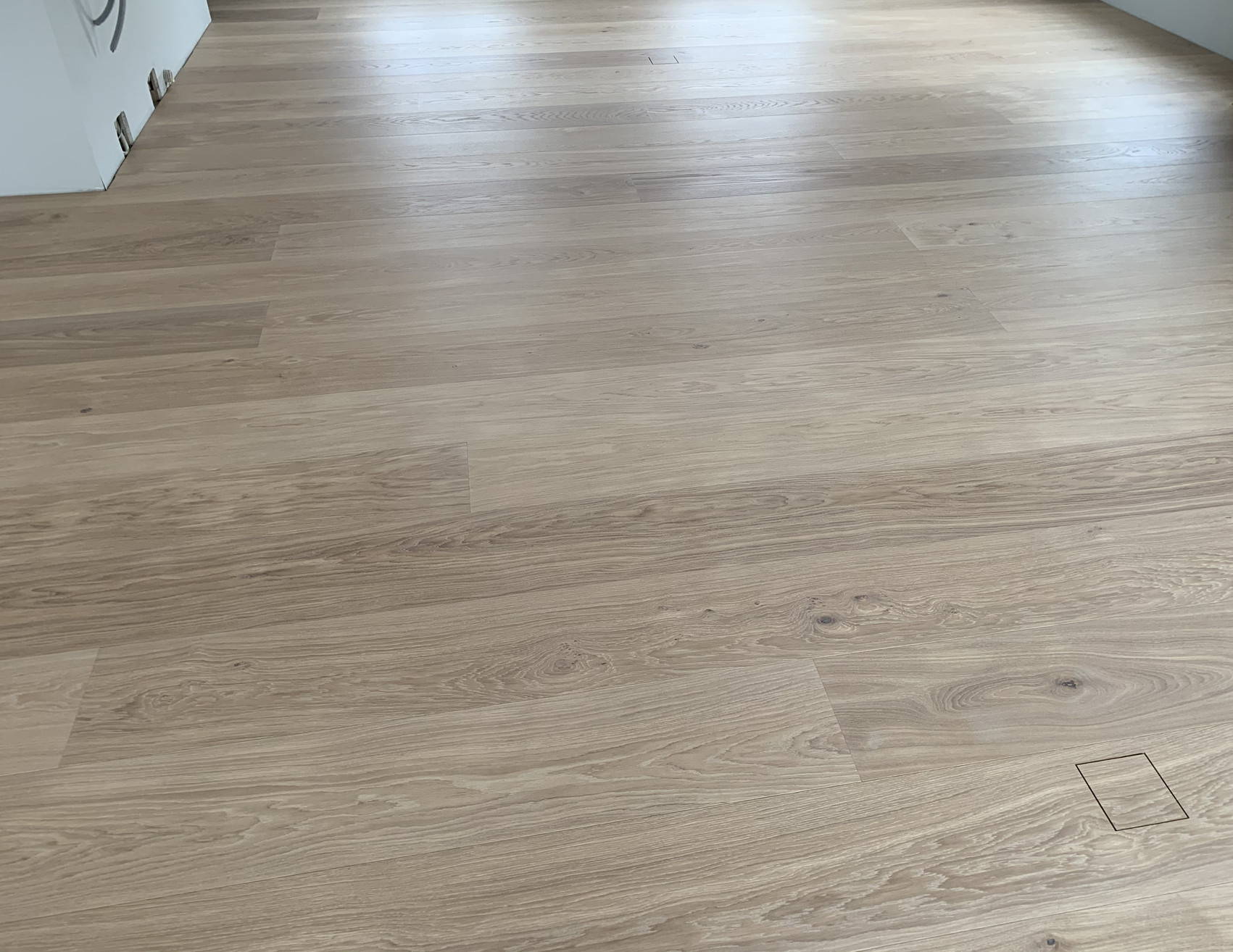 Ordering XXL floor planks in Canada